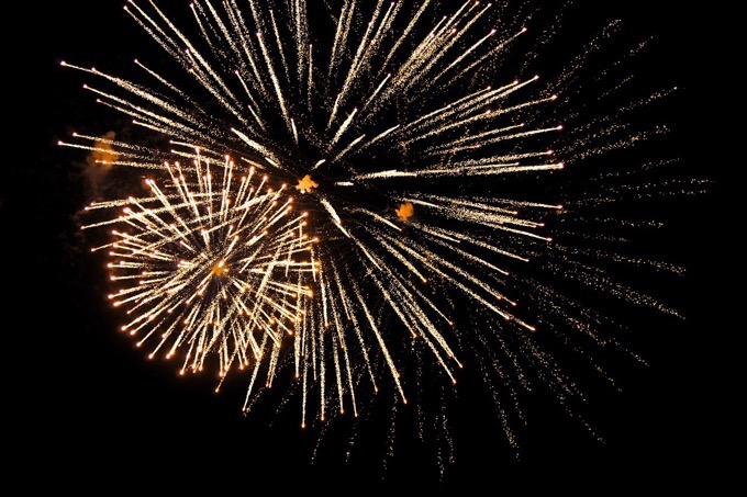 久留米市「第28回 田主丸花火大会」約4000発の花火が夜空をにぎわす！