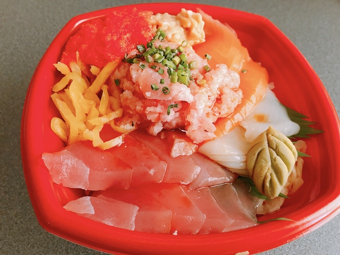 きたはら丼丸 久留米津福店 60種類以上の海鮮丼が500円均一！ボリュームたっぷりネタに驚き！