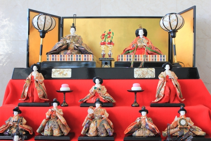 小郡市「筑後松崎油屋のひなまつり」貴重な歴史ある雛人形を展示