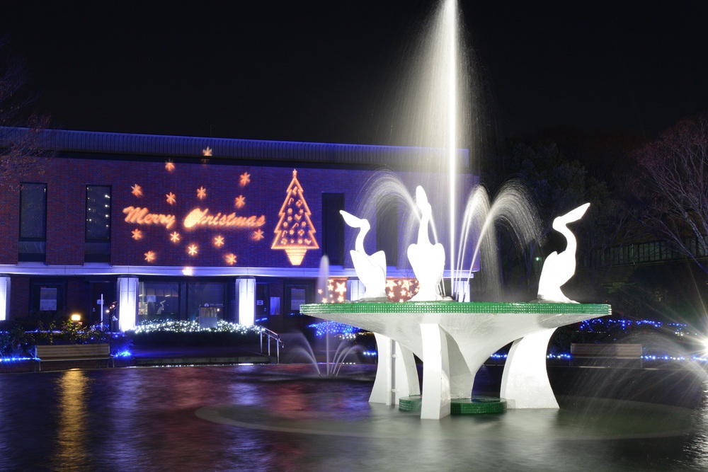 石橋文化センター「ミュージアムクリスマス2021」ペリカン噴水などライトアップ！