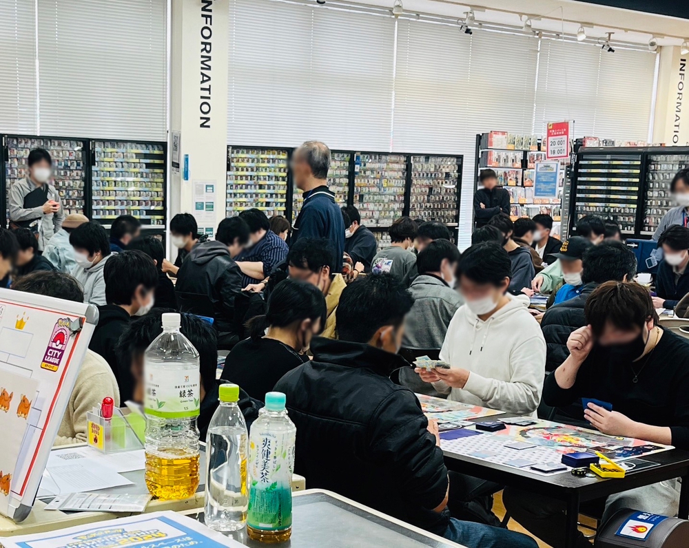 TSUTAYA柳川店 トレーディングカード大会を開催