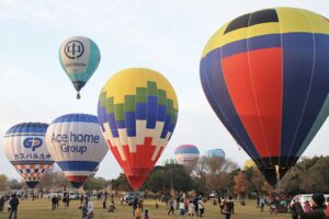 2024 吉野ヶ里ウィンターバルーンフェスタ 熱気球の競技大会！近くで見学できる