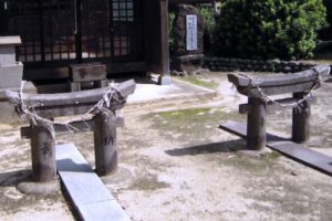 筑後市 粟島神社大祭 高さ35cm 「ミニ鳥居くぐり」健康祈願！甘酒のおもてなしも