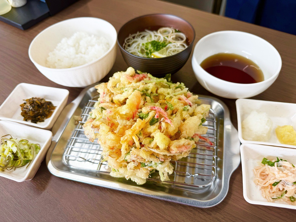 大判かき揚げ定食 大判かき揚げ定食