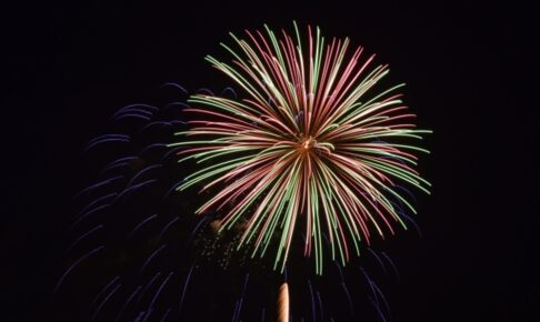 「黒木納涼花火大会2025」八女市黒木町で7月22日開催！大輪の花火
