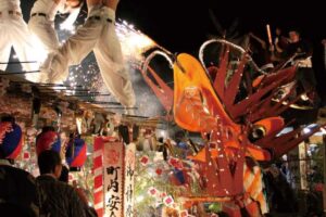 柳川市「中島祇園祭り」約150年前から伝わる祭り 大蛇山がねり歩く