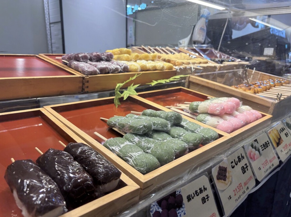 「和菓子屋 伸」久留米市に期間限定オープン！みたらし団子や大福、とろとろのわらび餅