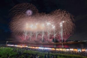 「筑後川花火大会」当日の駐車場及び自転車駐車場の利用について【久留米市】