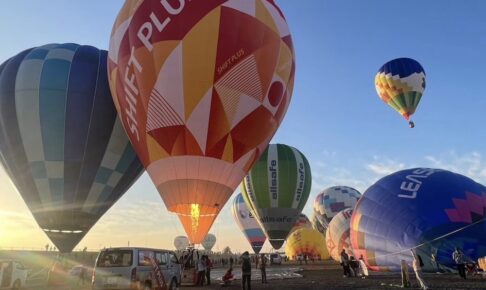 「SAGAバルーンチャレンジシリーズ」約25機が集まる！熱気球体験搭乗や美味しい朝食も