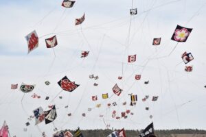 「うきは市大石親子凧揚げ大会2026」当日受付で自由参加！新春恒例行事