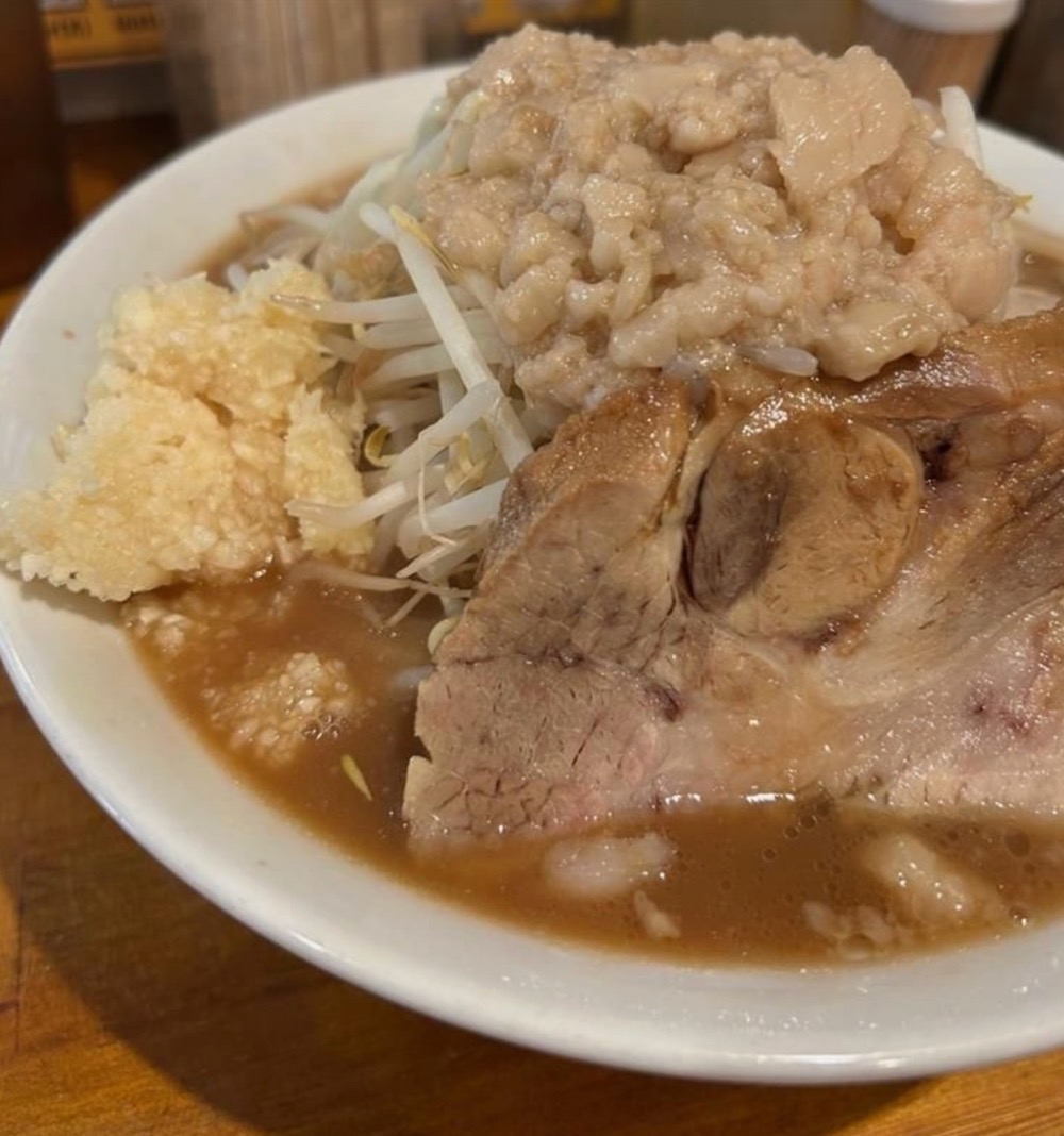 「俺の人生ふるすいんぐ大牟田店」大牟田市に12月末オープン！二郎系ラーメンのお店
