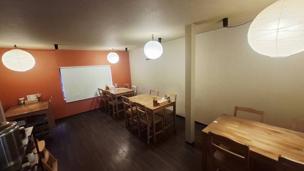 Ramen Toiro 2階テーブル席