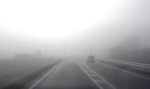 福岡県久留米市など濃霧注意報 視程障害に注意 西鉄でダイヤ乱れも