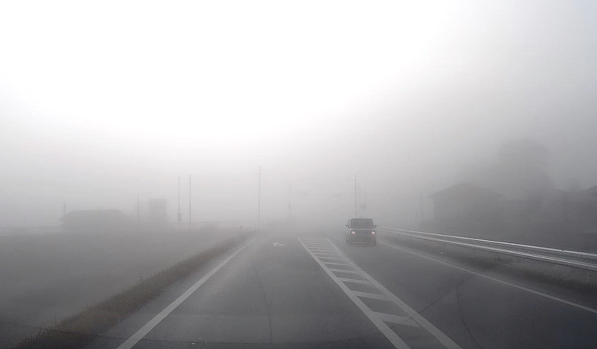 福岡県久留米市など濃霧注意報 視程障害に注意 西鉄でダイヤ乱れも