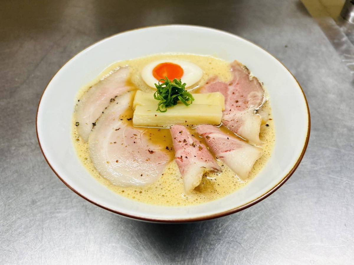 豚TORIしょうゆチャーシュー麺