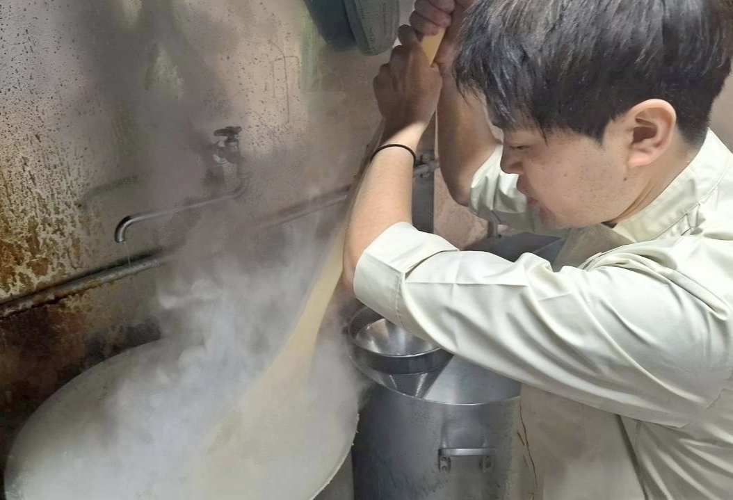 Ramen Toiro 仕込みの様子