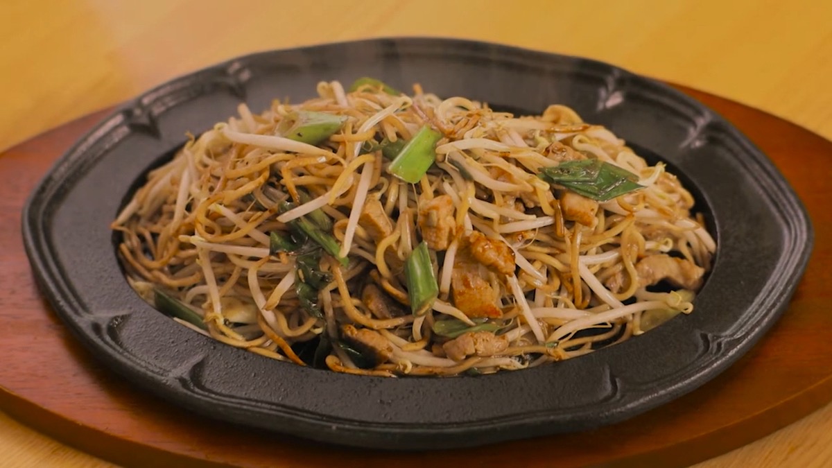 『焼きそばの想夫恋』広川SA上り線に4月オープン!人気の日田焼そば