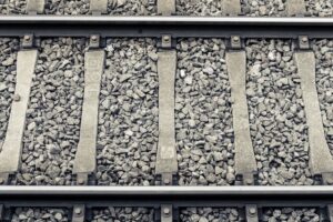 西鉄 天神大牟田線 宮の陣駅と櫛原駅の間で架線飛来物付着による運転見合せ